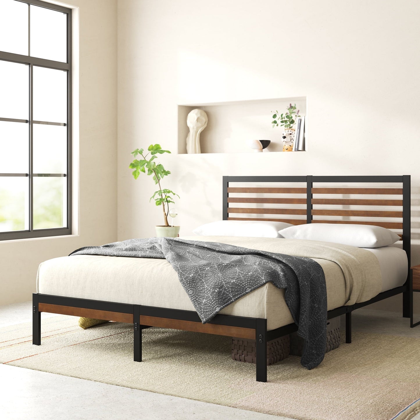 Zinus 35" Kai Bamboo and Metal Platform Bed Frame, King