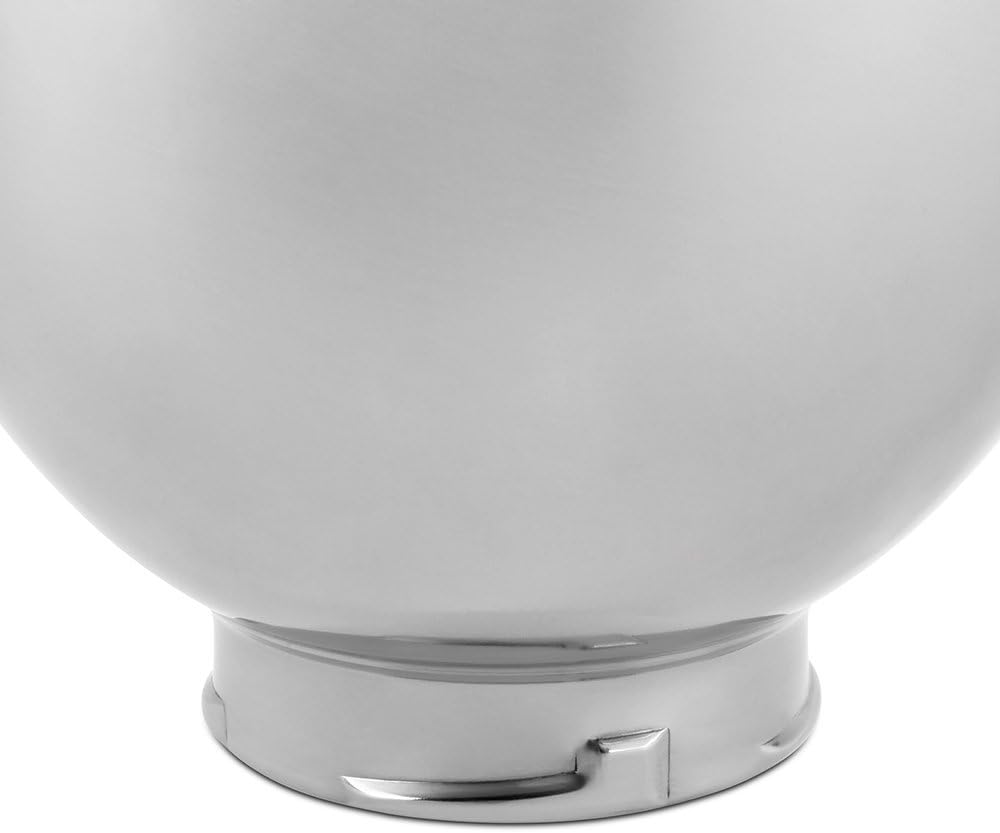 Stainless Steel Bowl . 4.5-Quart. Silver. Polished
