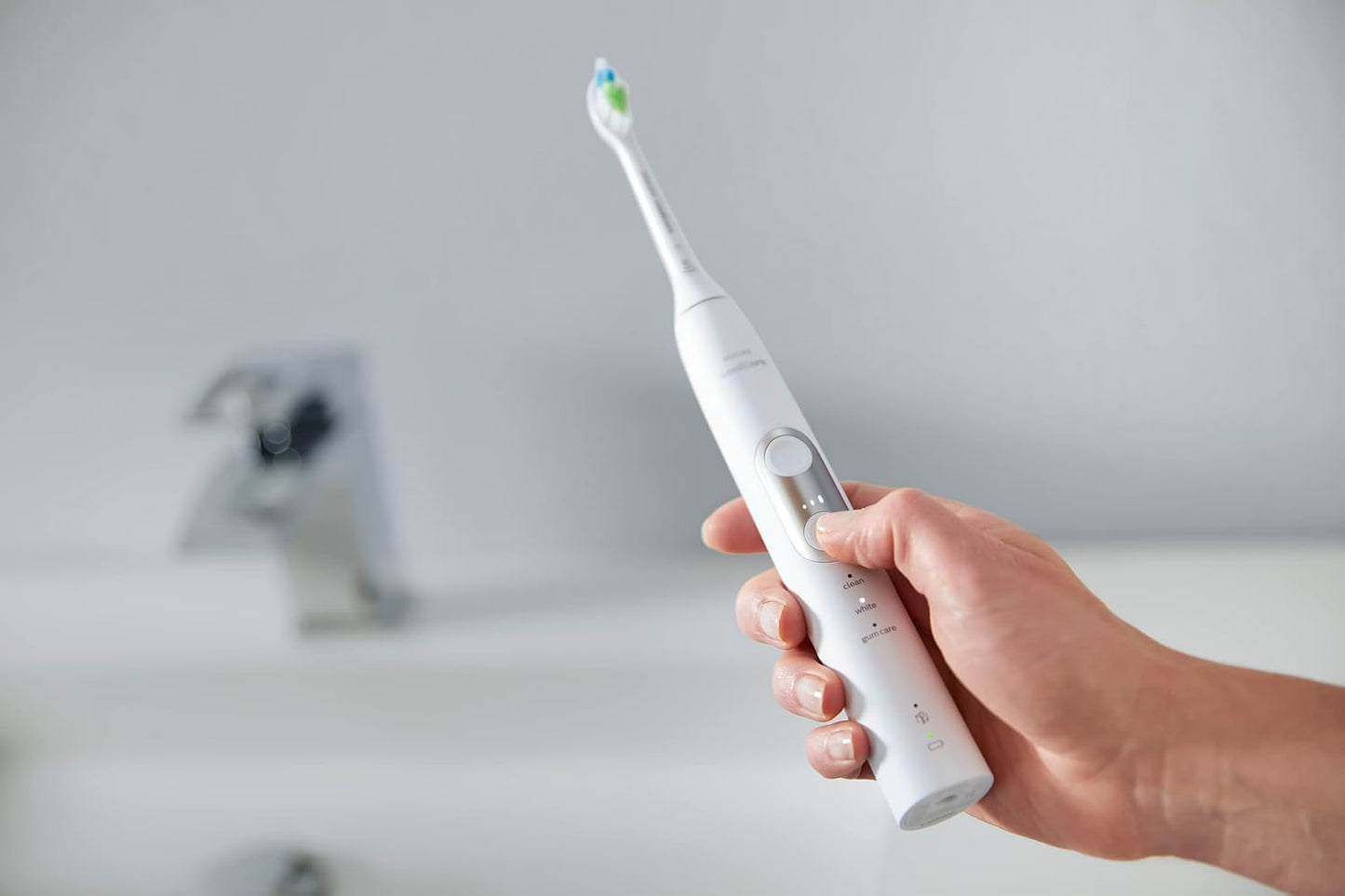 Sonicare ProtectiveClean 6500 Rechargeable Electric Toothbrush. with Pressure Sensor. 3 Cleaning Modes. SmarTimer and QuadPacer. 14-Day Battery Life. Charging Travel Case. White. HX6462/05