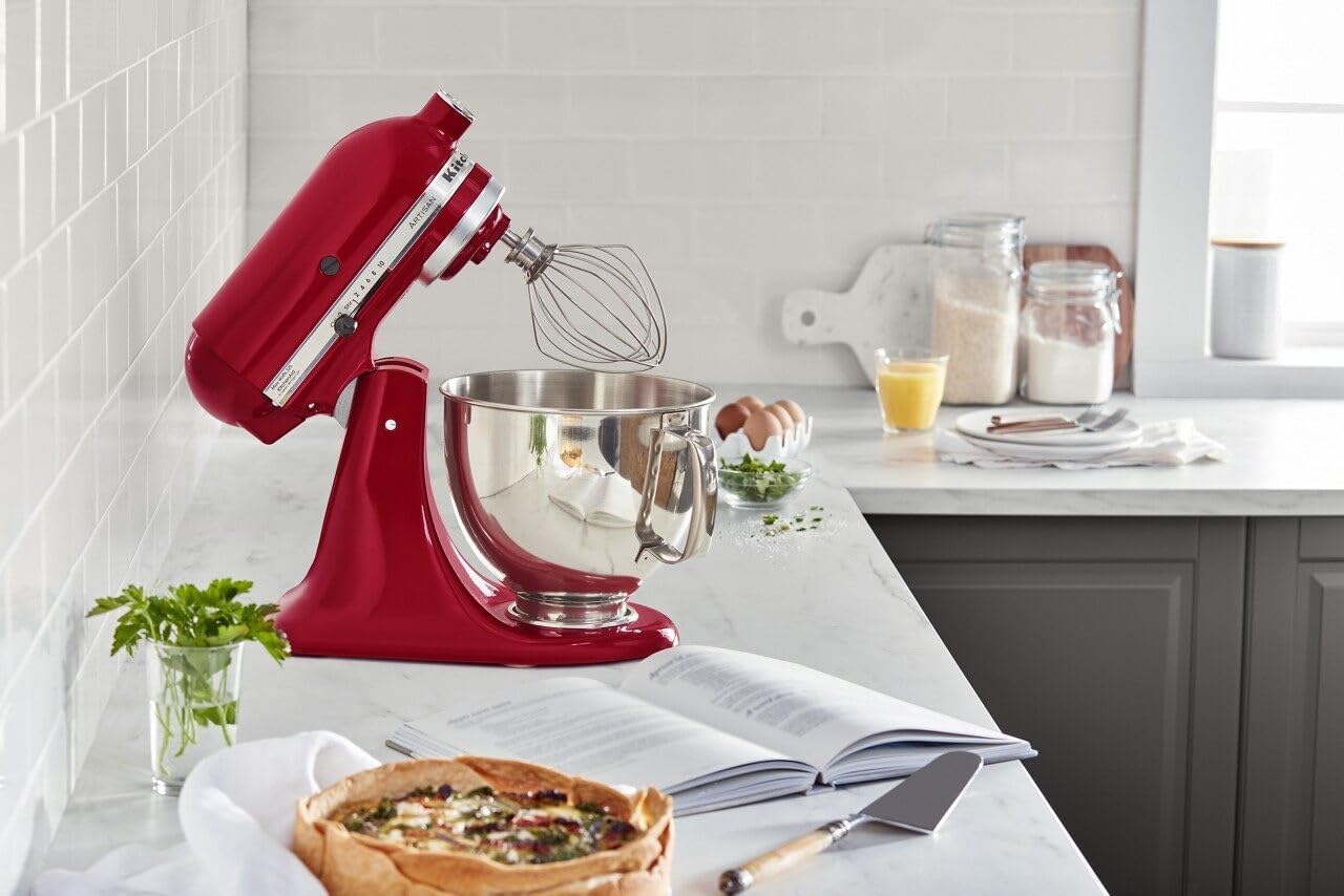 KSM150PSER Artisan Tilt-Head Stand Mixer with Pouring Shield. 5-Quart. Empire Red