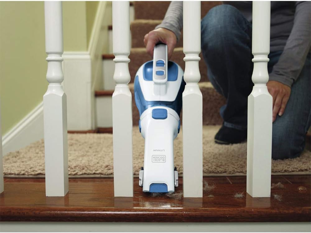 dustbuster Handheld Vacuum. Cordless 10.8V. with Rotating and Extendable Nozzle (HHVI320JR02)