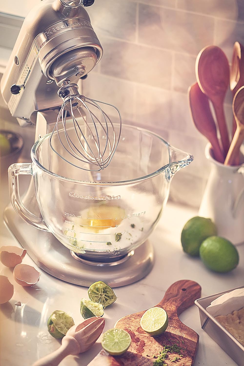 Stand Mixer Bowl. 5 quart. Glass with Measurement Markings