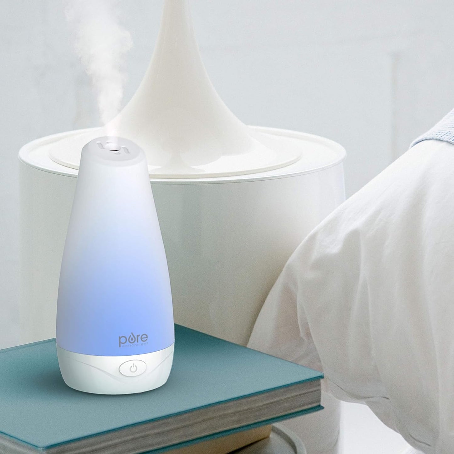 Essential Oil Diffuser - Compact Ultrasonic Aromatherapy Diffuser. Natural Air Deodorizer. 100ml Water Tank. and Optional Mood Light - Lasts Up to 7 Hours with Auto Shut-Off
