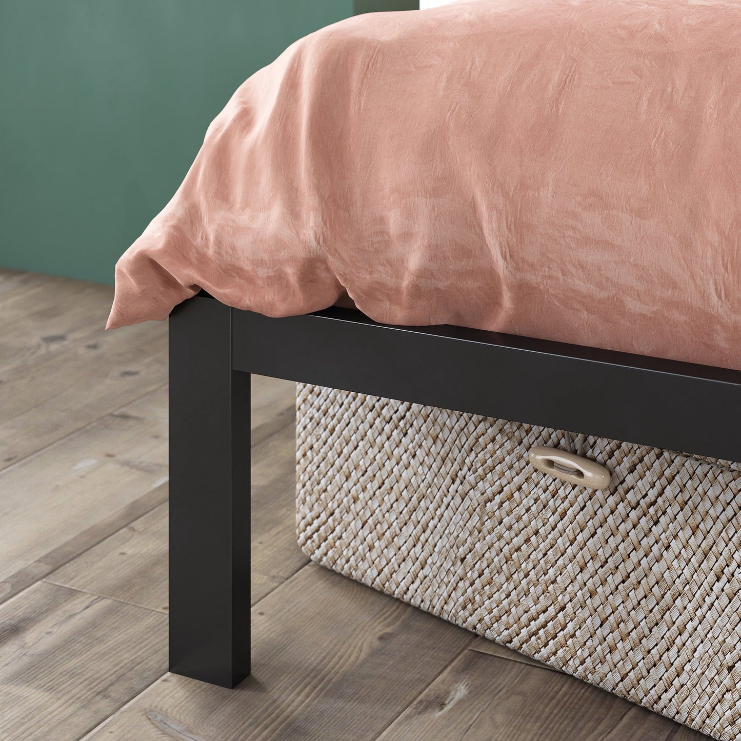 Zinus 14" Mia Black Metal Platform Bed Frame, King