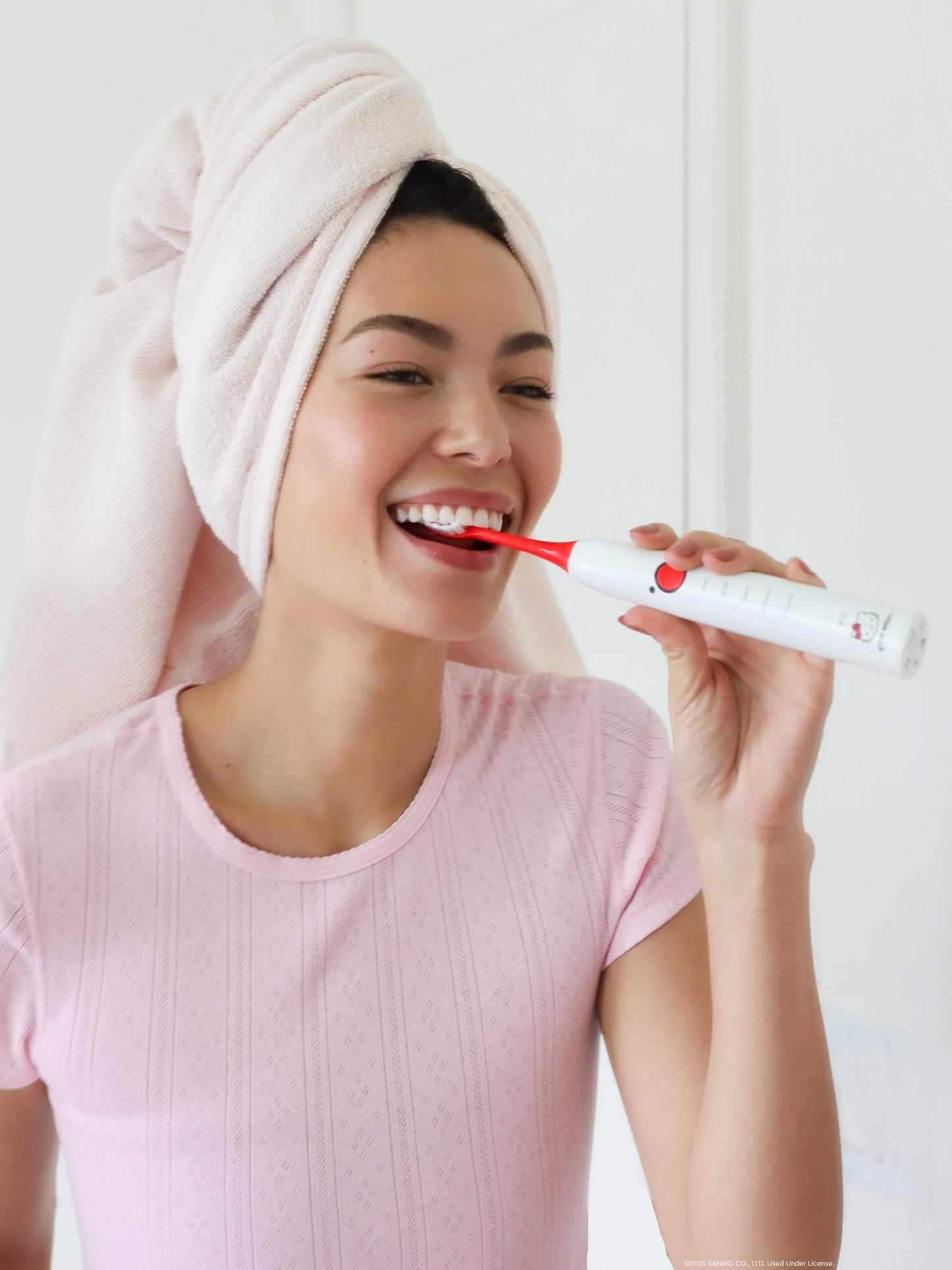 Hello Kitty® Electric Toothbrush